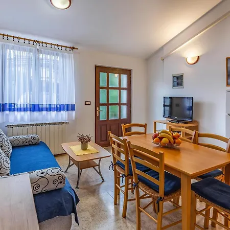 Two-bedroom In Medulin * Banjole
