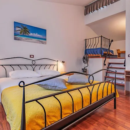Two-bedroom In Medulin *