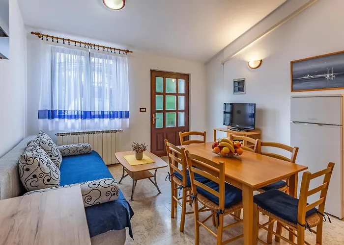 Two-bedroom In Medulin * Banjole